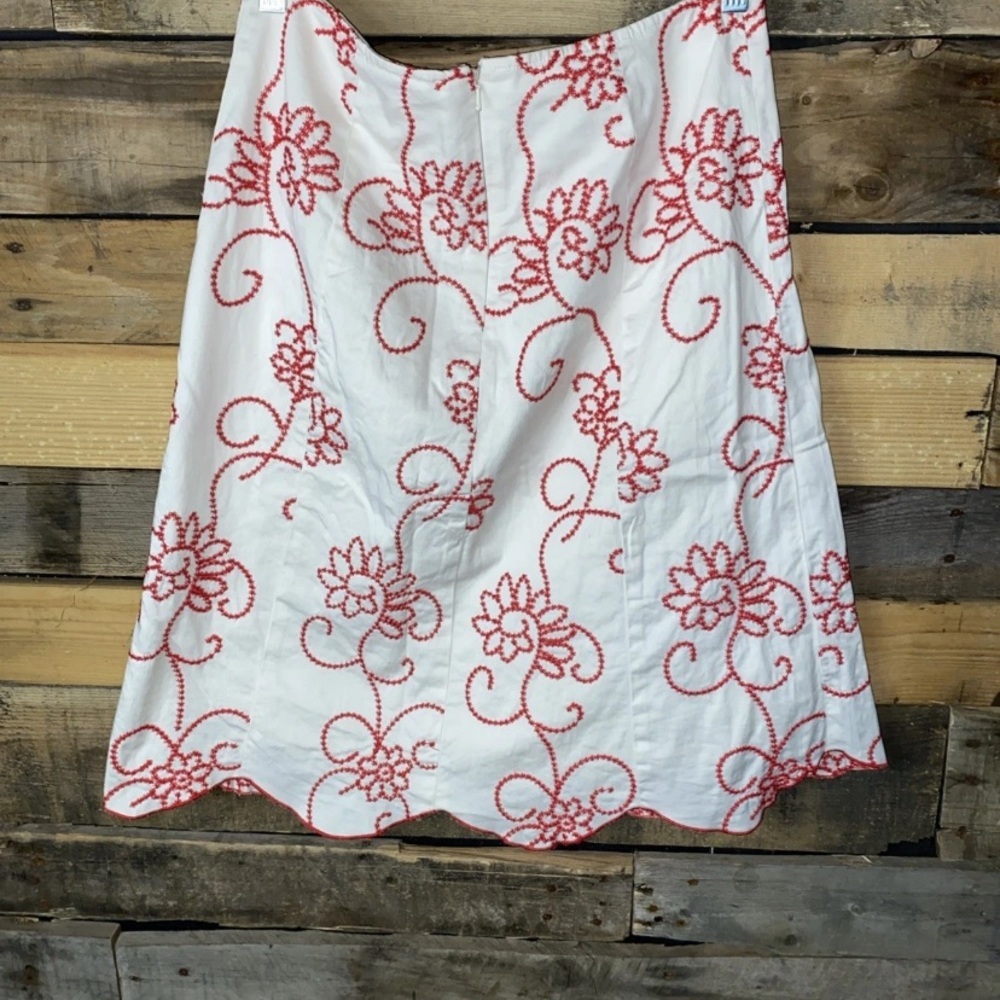 Vintage Kelly and & Diane Red Floral Embroidered Skirt Size 6  Cream - Picture 4 of 5